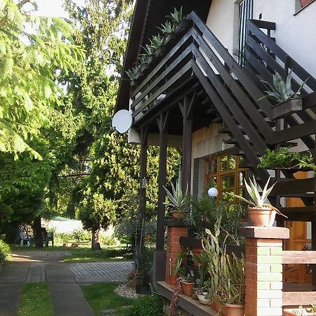 Agave Apartman Velence Esterno foto